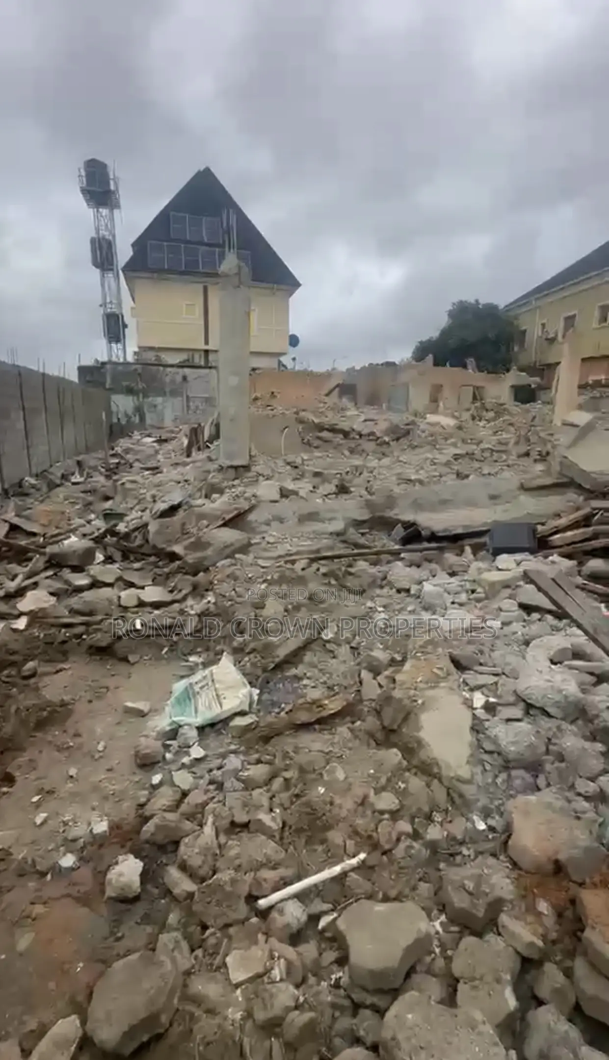 Complete Full Plot of Land at Amuwo ODOFIN, Lagos in Apple Junction