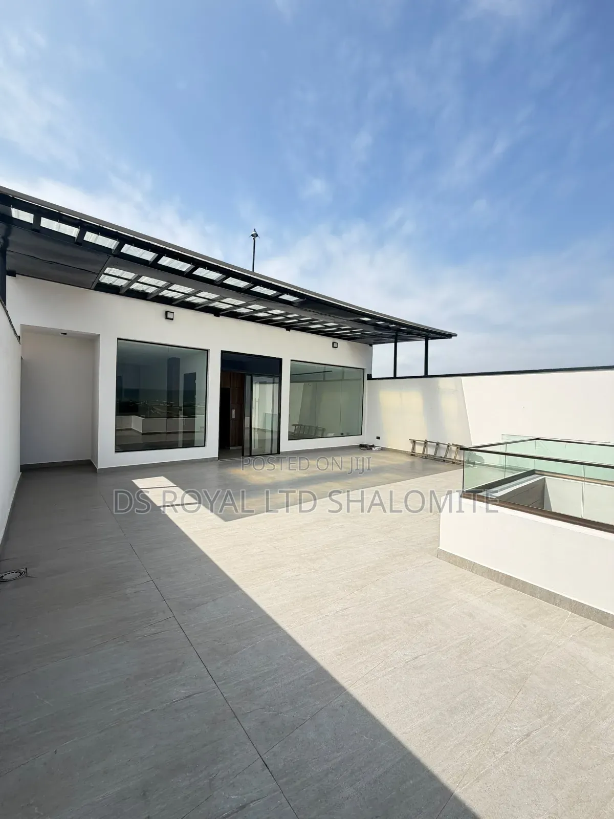 2bdrm Block of Flats in Ikate for sale in Ikate