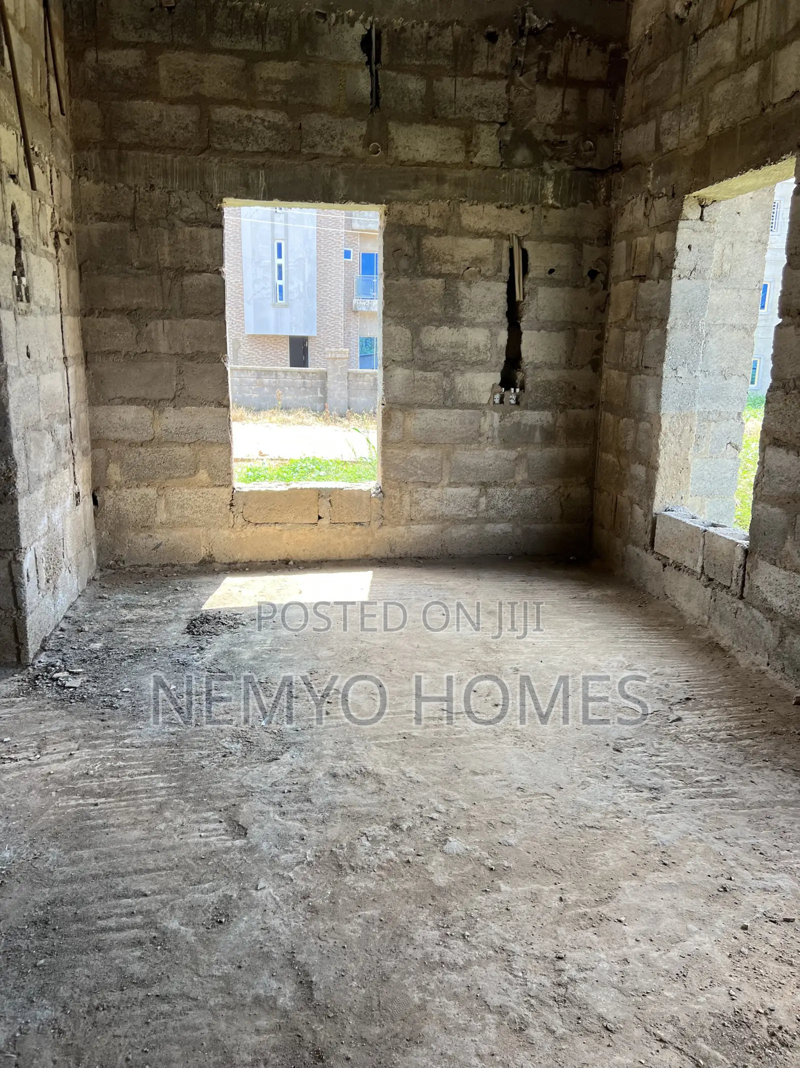 4bdrm Duplex in Apo, Guze for sale in Guze