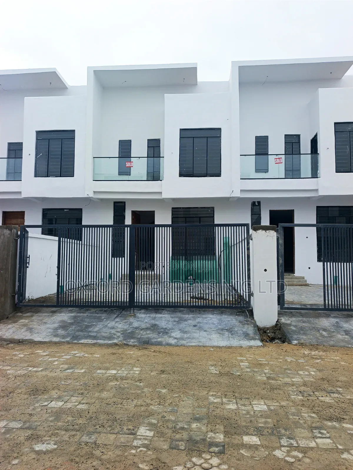 4bdrm Duplex in Ikota Gra Estate for sale in Ikota