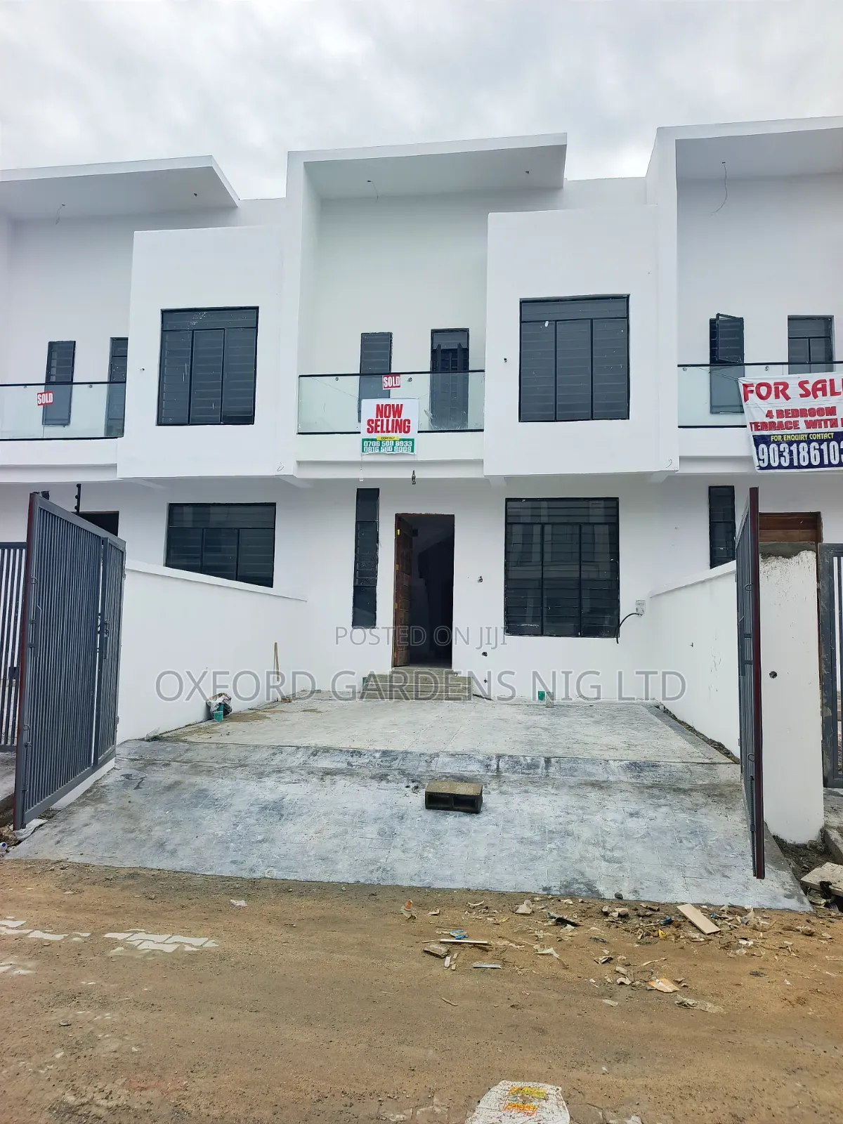 4bdrm Duplex in Ikota Gra Estate for sale in Ikota