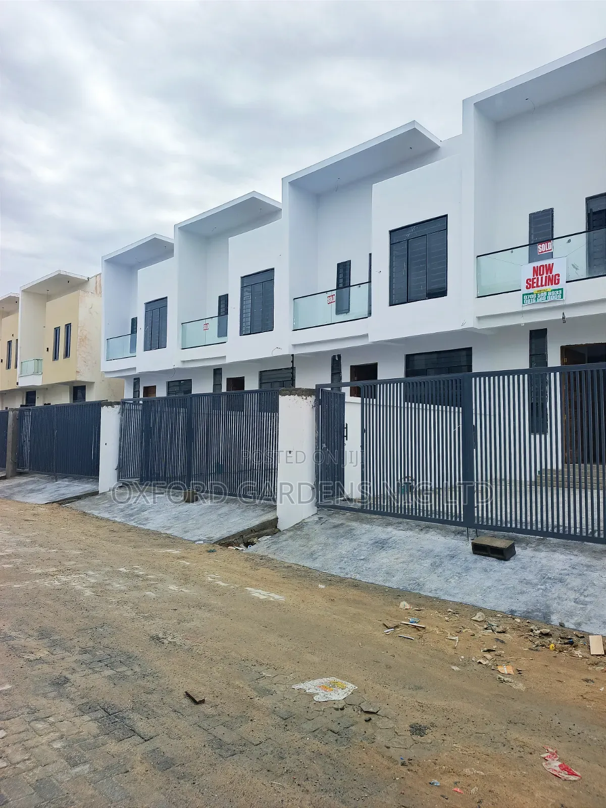 4bdrm Duplex in Ikota Gra Estate for sale in Ikota