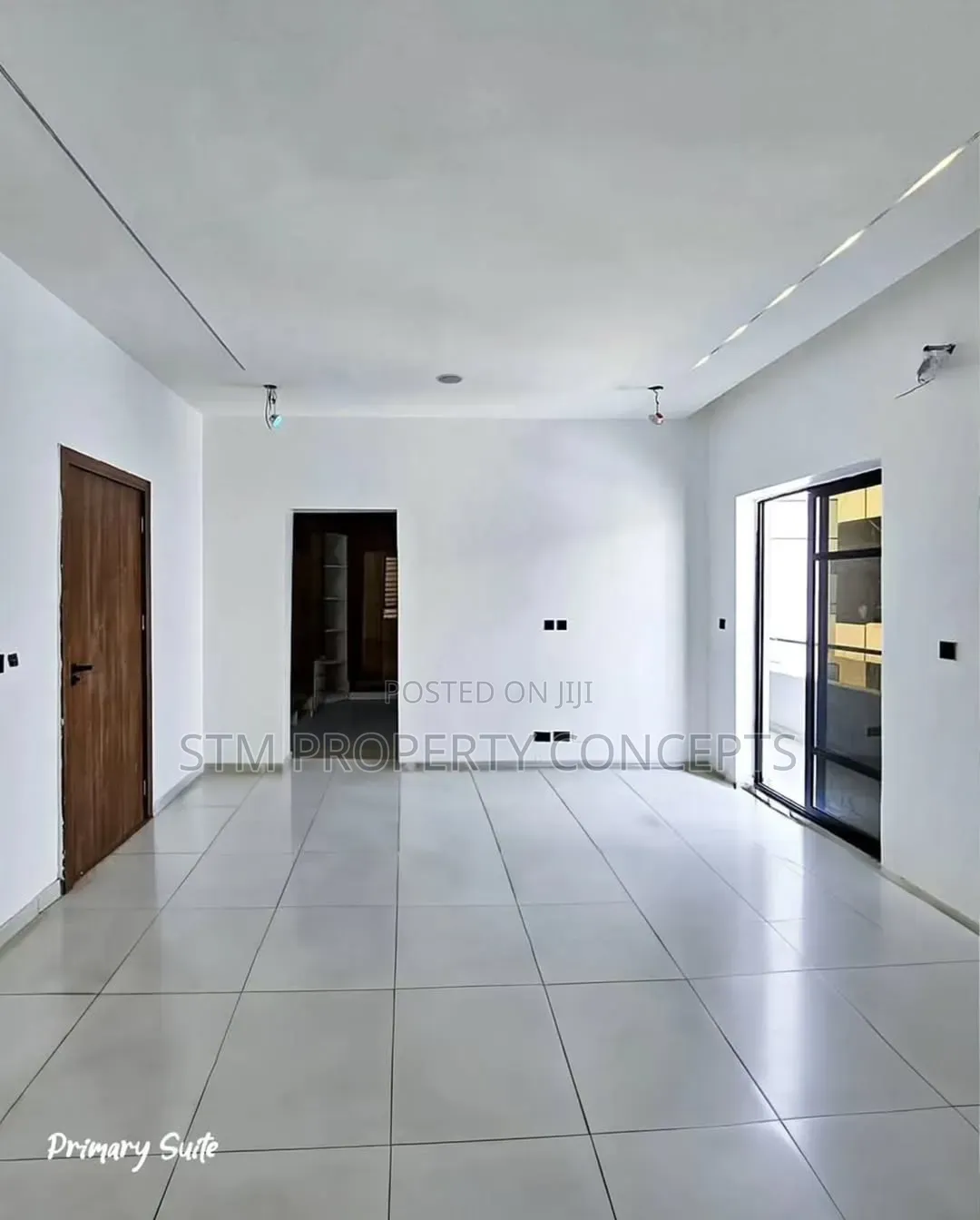 Furnished 2bdrm Block of Flats in Lekki Expressway for sale in Lekki Expressway