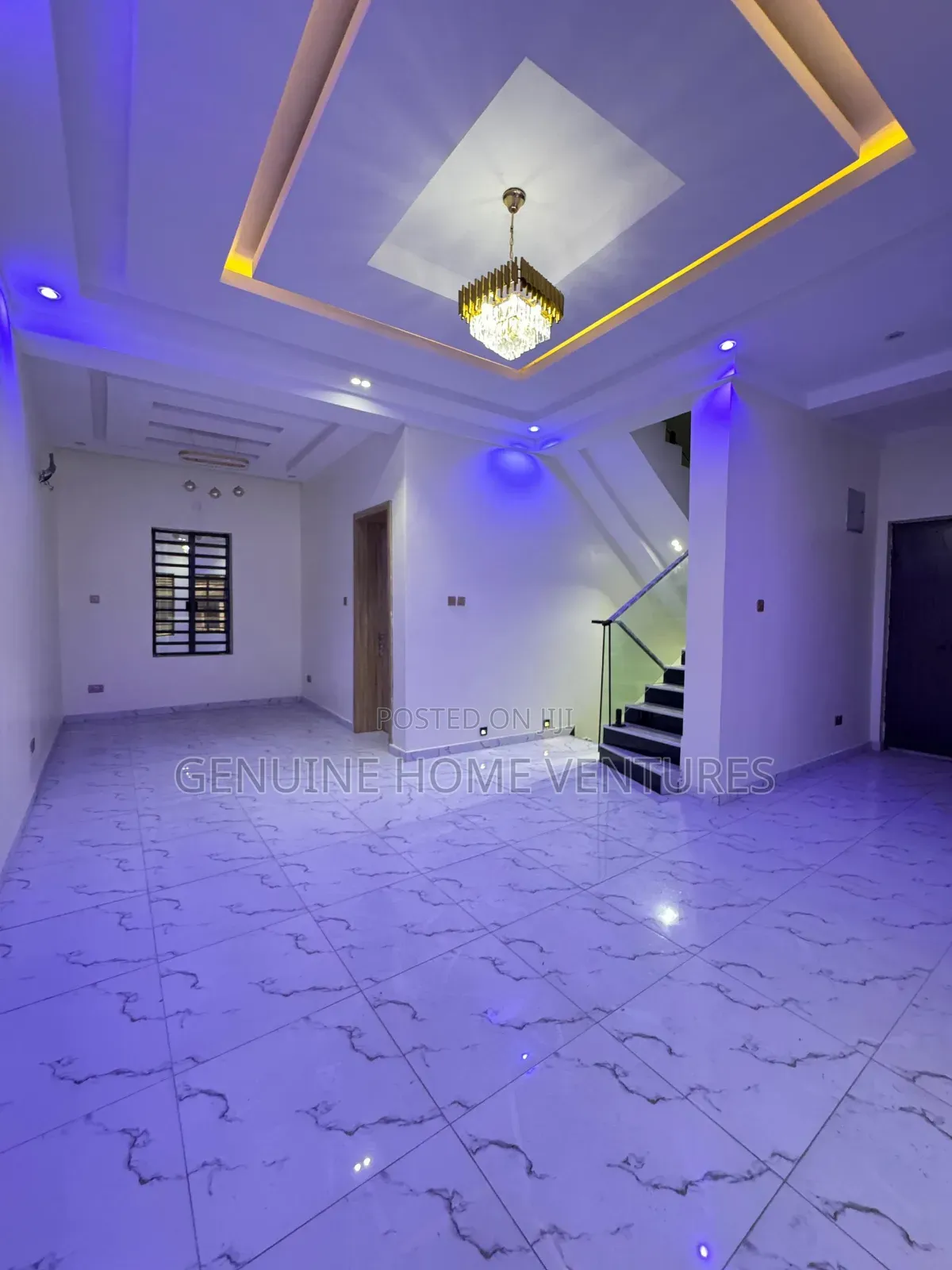 4bdrm Duplex in Ebute Metta for sale in Ebute Metta