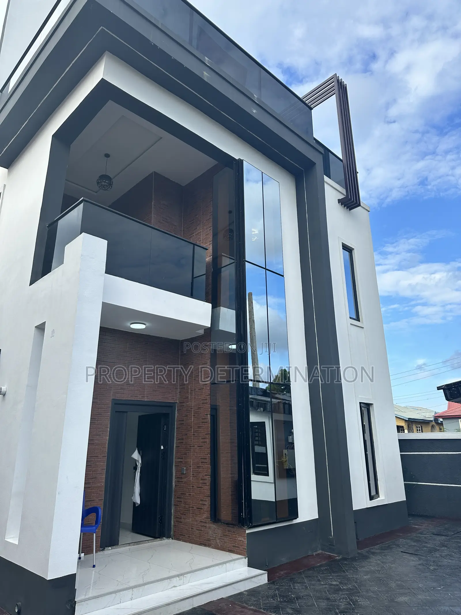 5bdrm Duplex in Magodo for sale in Magodo