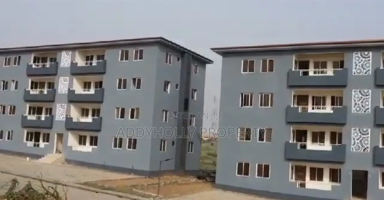 3bdrm Apartment in Ipaja Road for sale in Ipaja Road