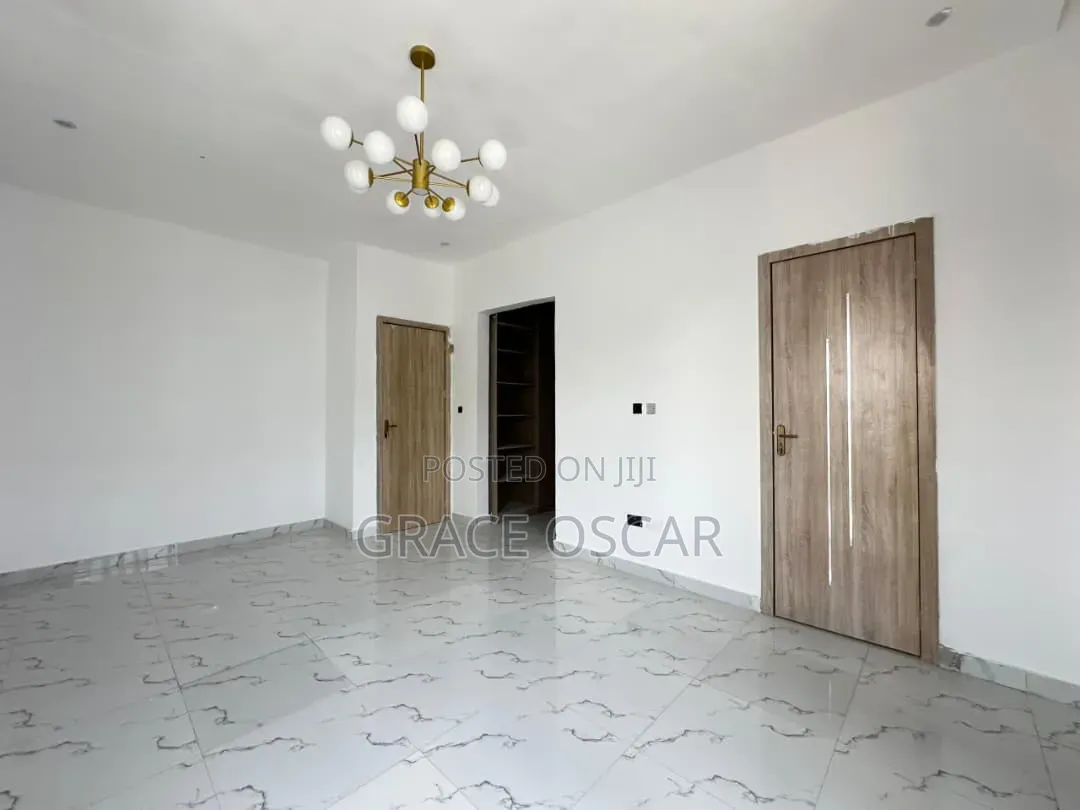 4bdrm Duplex in Lekki Expressway for rent in Lekki Expressway