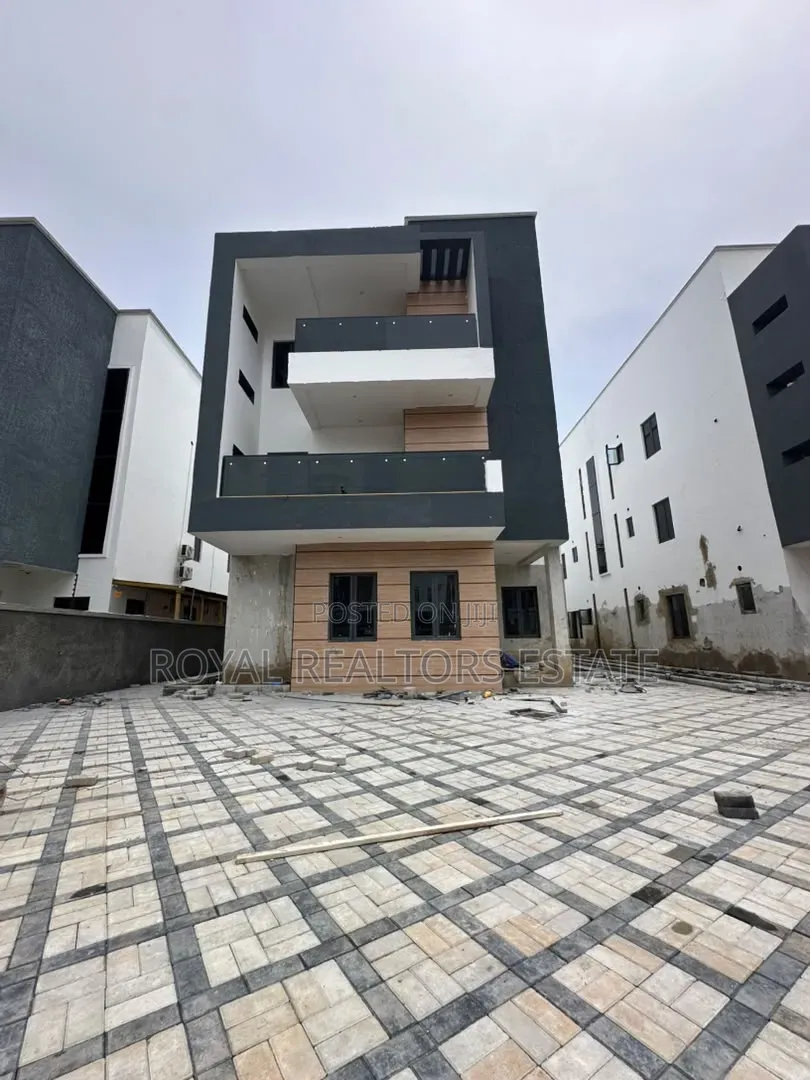 5bdrm Duplex in Asokoro for sale in Asokoro