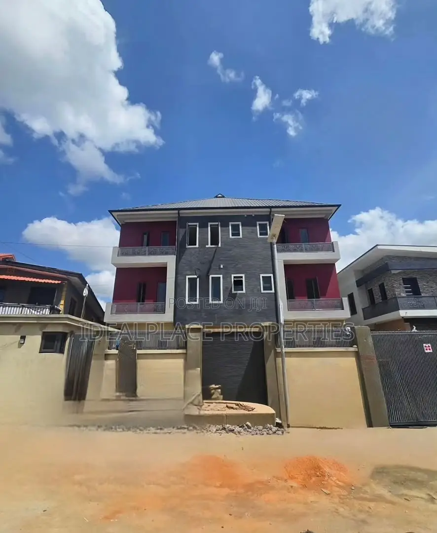 3bdrm Apartment in Gbagada for sale in Gbagada