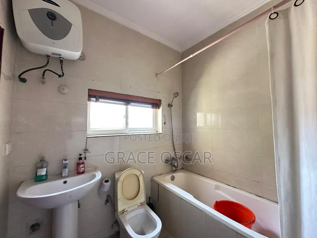 Furnished 3bdrm Penthouse in Lekki Expressway for rent in Lekki Expressway