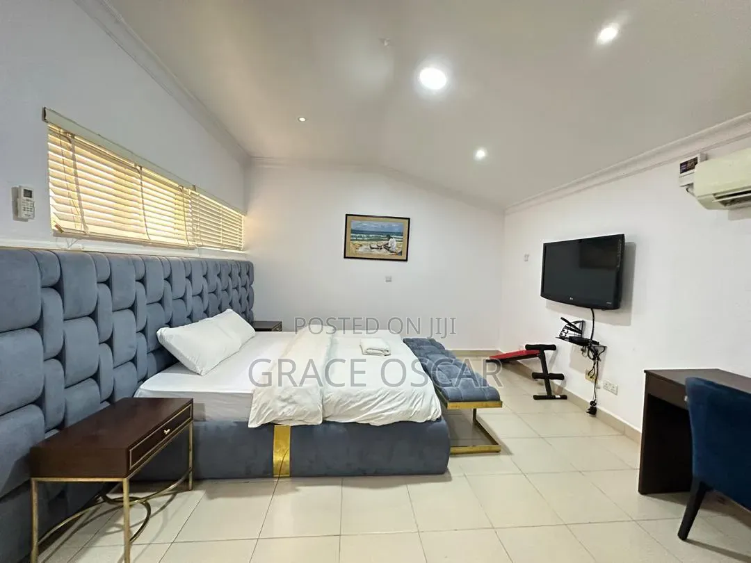 Furnished 3bdrm Penthouse in Lekki Expressway for rent in Lekki Expressway