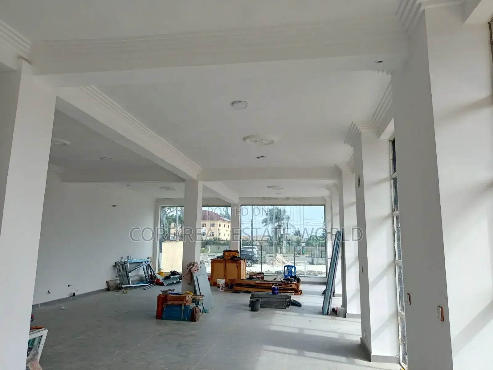 New Spacious Shop Awoyaya Facing Express for Rent in Awoyaya