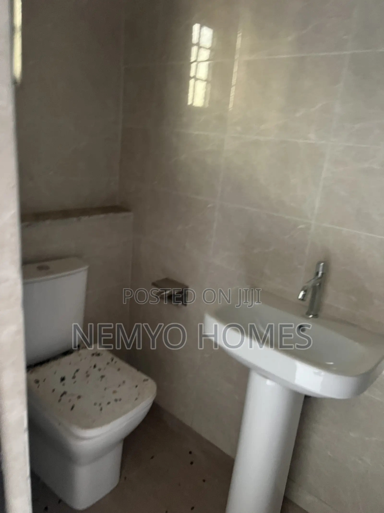 2bdrm Duplex in Dawko, Dakwo District for sale in Dakwo District