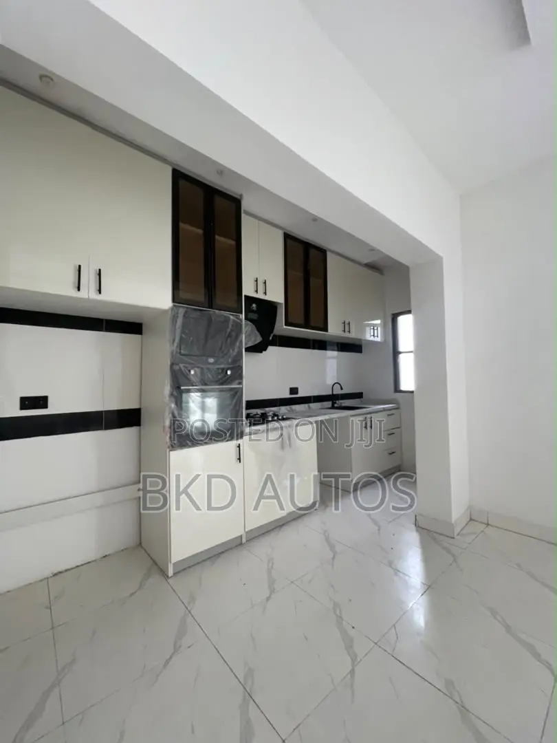 2bdrm Apartment in Ikate for sale in Ikate