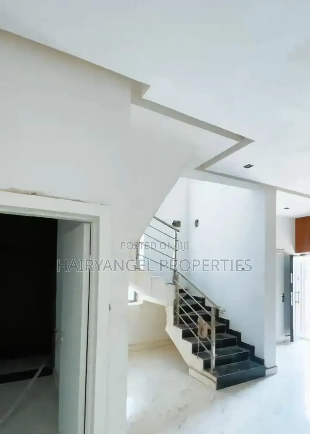 2bdrm Duplex in Gitto Estate, East West Road for sale in East West Road