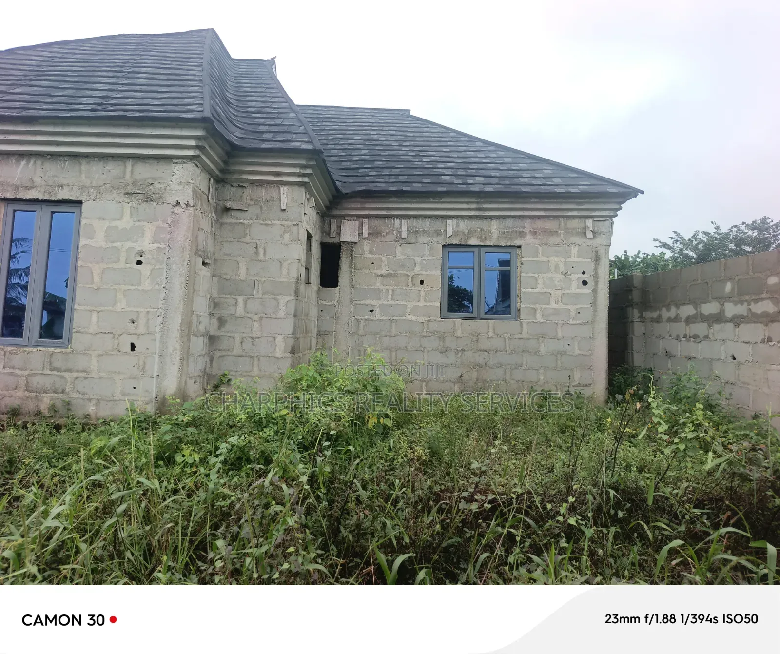 3bdrm Bungalow in Igbogbo for sale in Igbogbo
