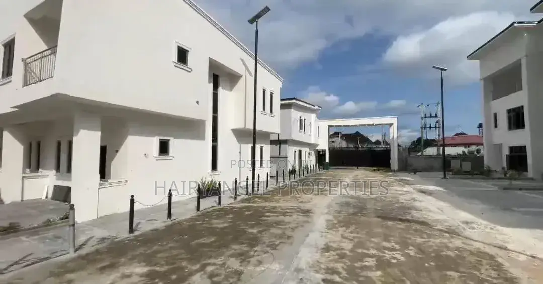 3bdrm Duplex in Port-Harcourt for sale in Port-Harcourt
