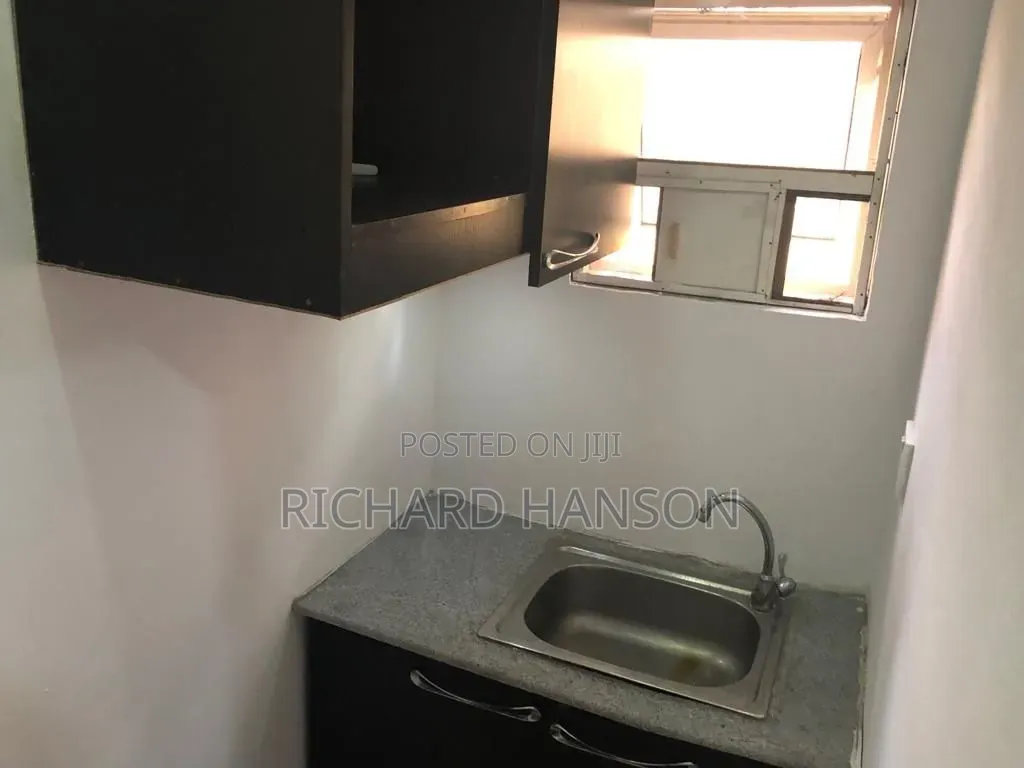 Studio Apartment in Lekki Phase 1(Resd for rent in Lekki Phase 1