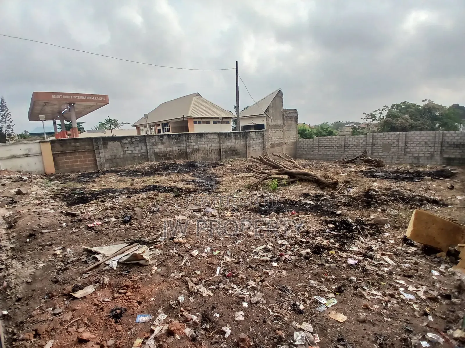 Receipt and Deed in Akesan