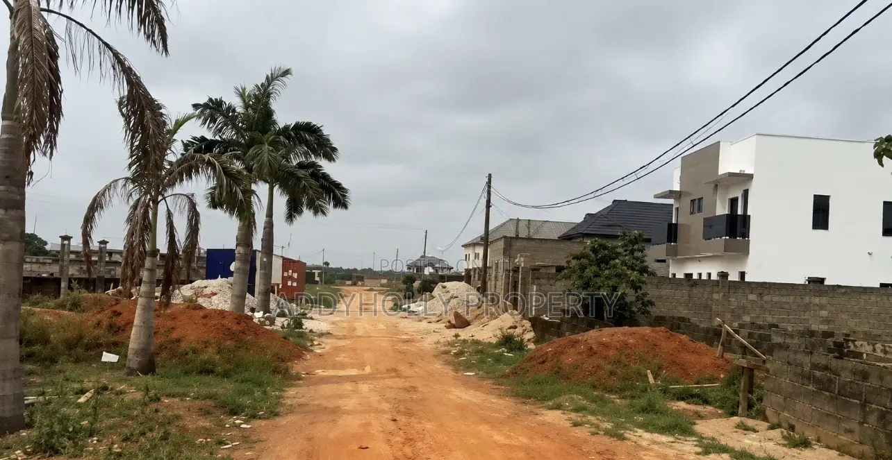 Buy and Build Plots of Land in Arepo in Berger