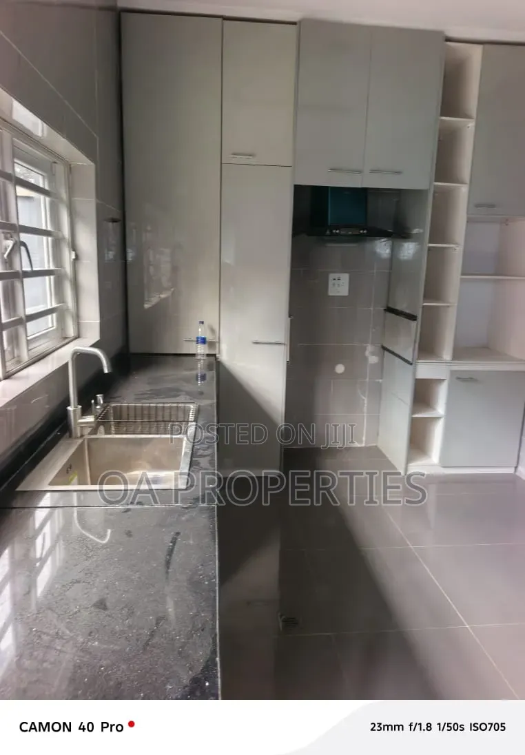 4bdrm Townhouse / Terrace in Palms Groove Court,, Ibadan for rent in Ibadan