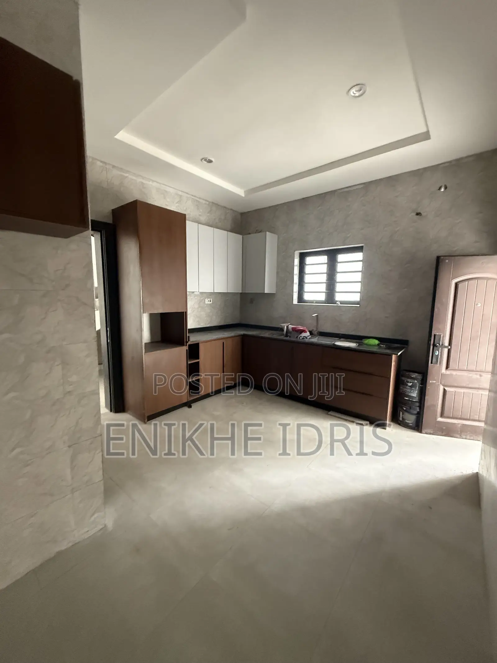 4bdrm Duplex in Lugbe District for sale in Lugbe District