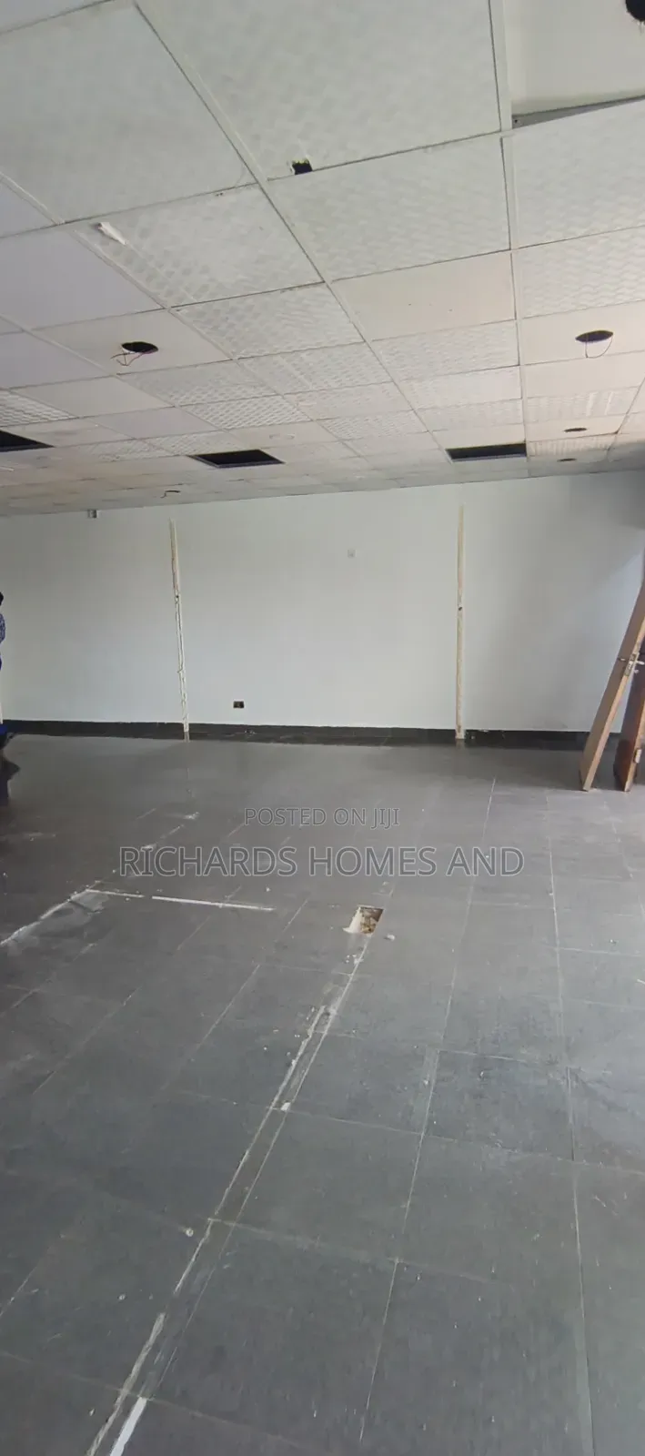 80 SQM of Office for Rent in Victoria Island in Victoria Island Extension
