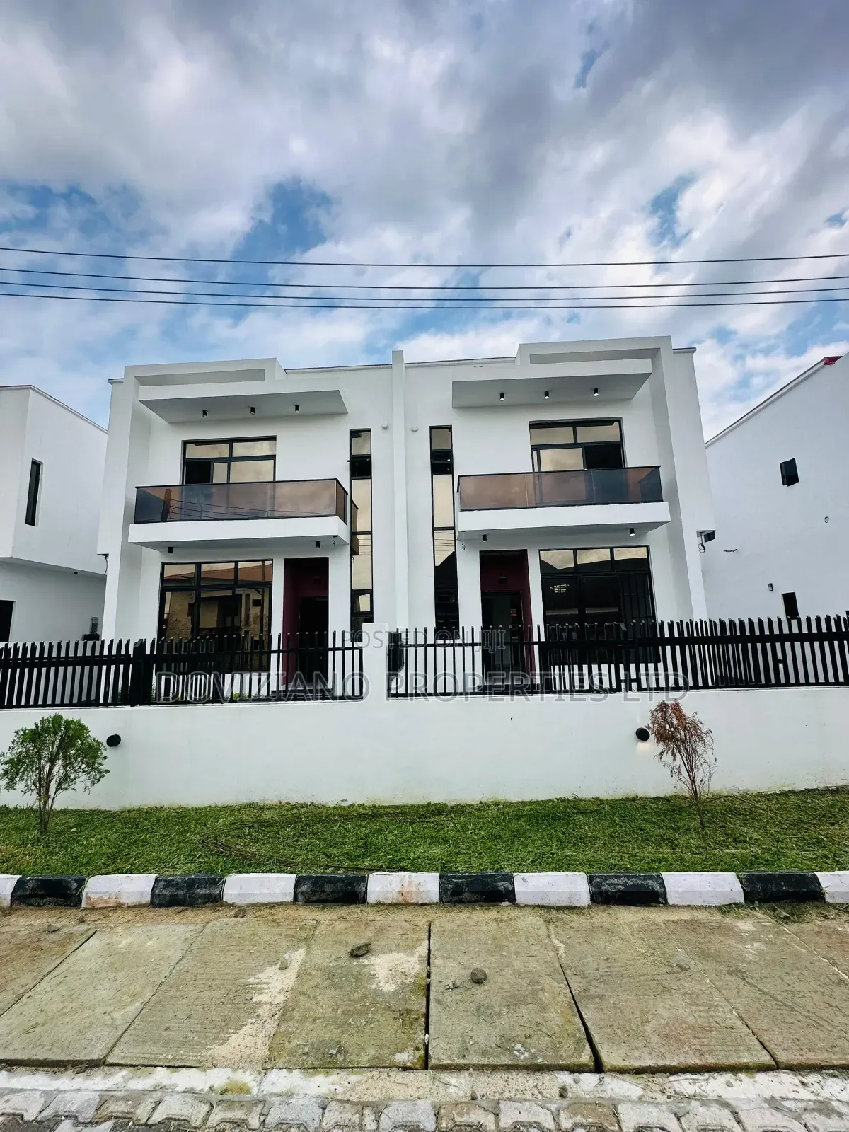 4bdrm Duplex in Sangotedo for sale in Sangotedo