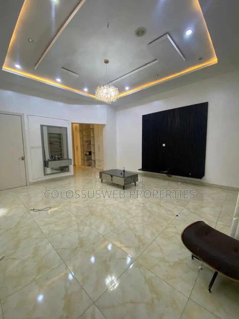 1bdrm Apartment in Oral, Lekki for rent in Lekki