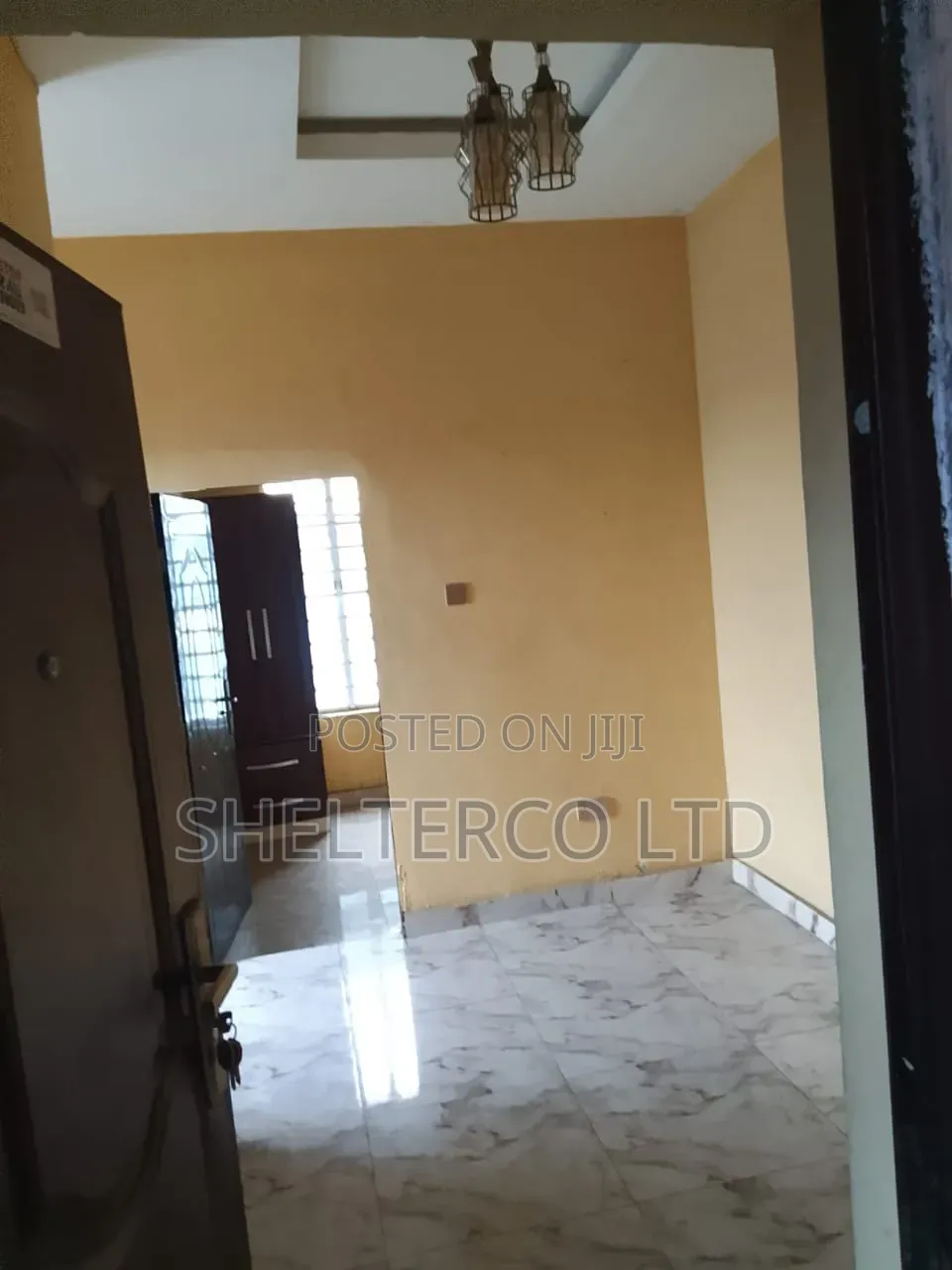 Mini Flat in Gated, Kilo for rent in Kilo