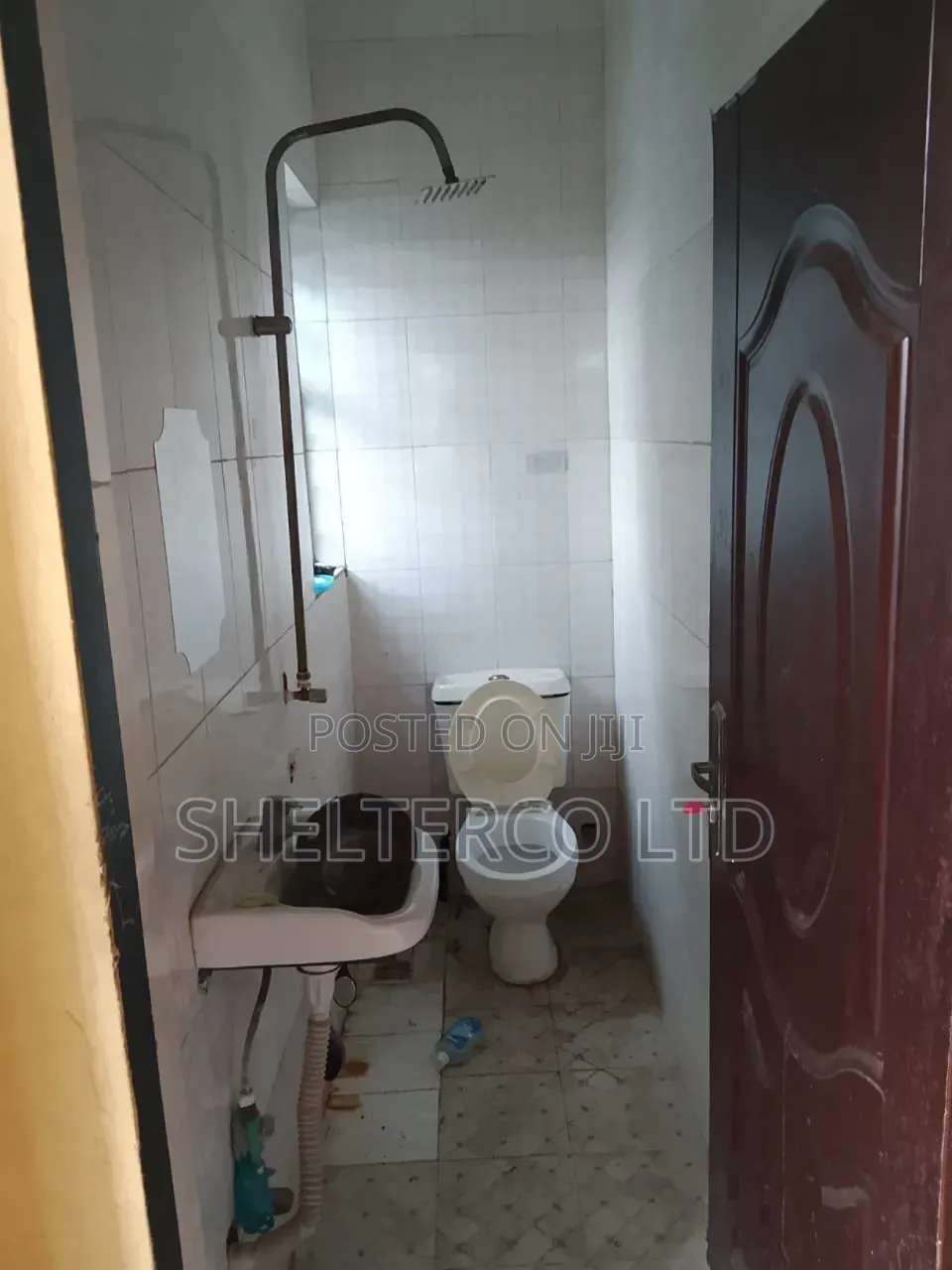 Mini Flat in Gated, Kilo for rent in Kilo