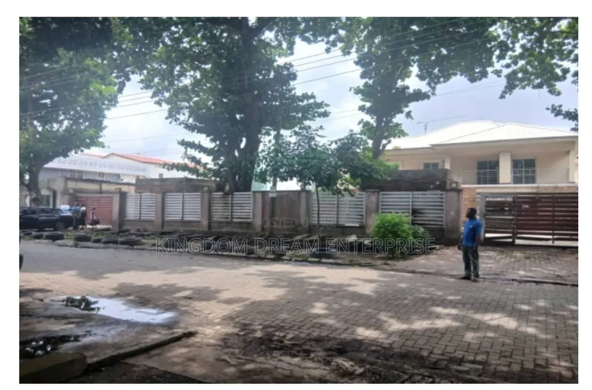 8bdrm Duplex in Victoria Island, Karimu Kotun for sale in Karimu Kotun