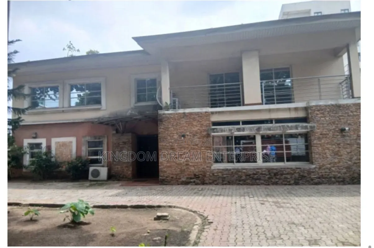 8bdrm Duplex in Victoria Island, Karimu Kotun for sale in Karimu Kotun