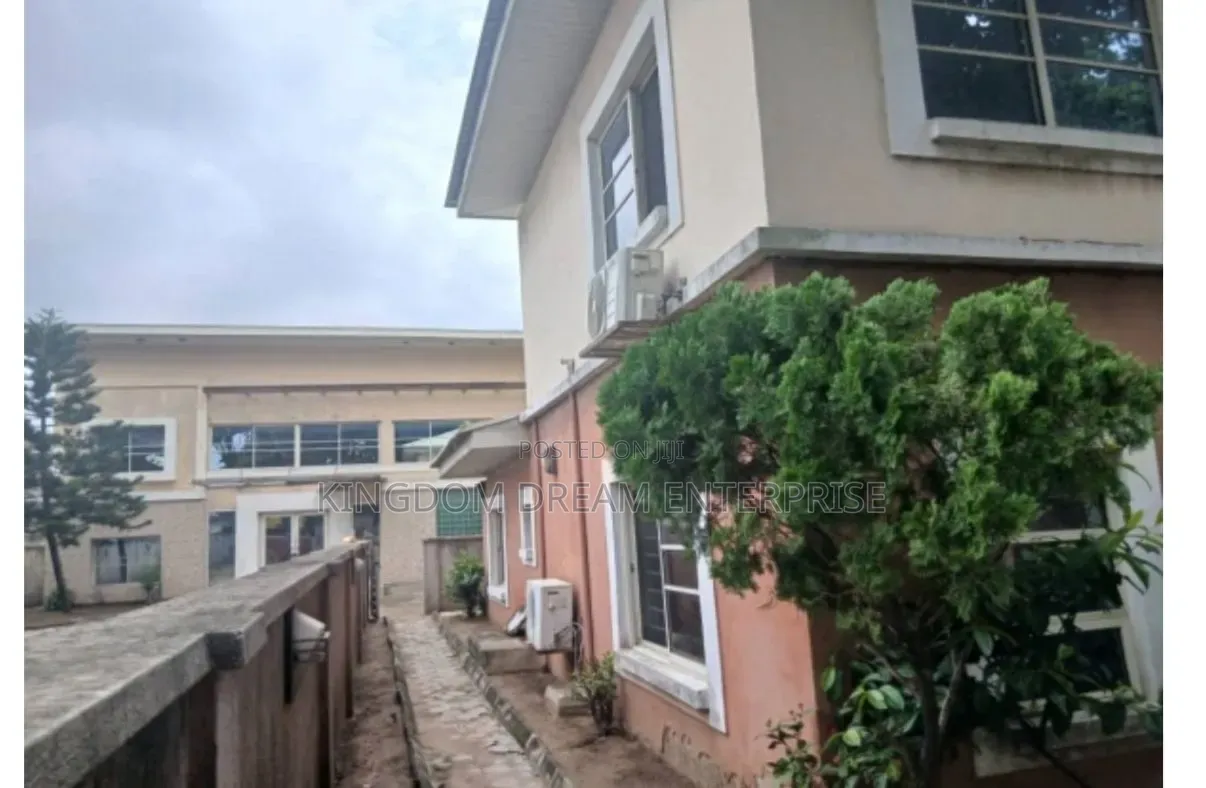 8bdrm Duplex in Victoria Island, Karimu Kotun for sale in Karimu Kotun