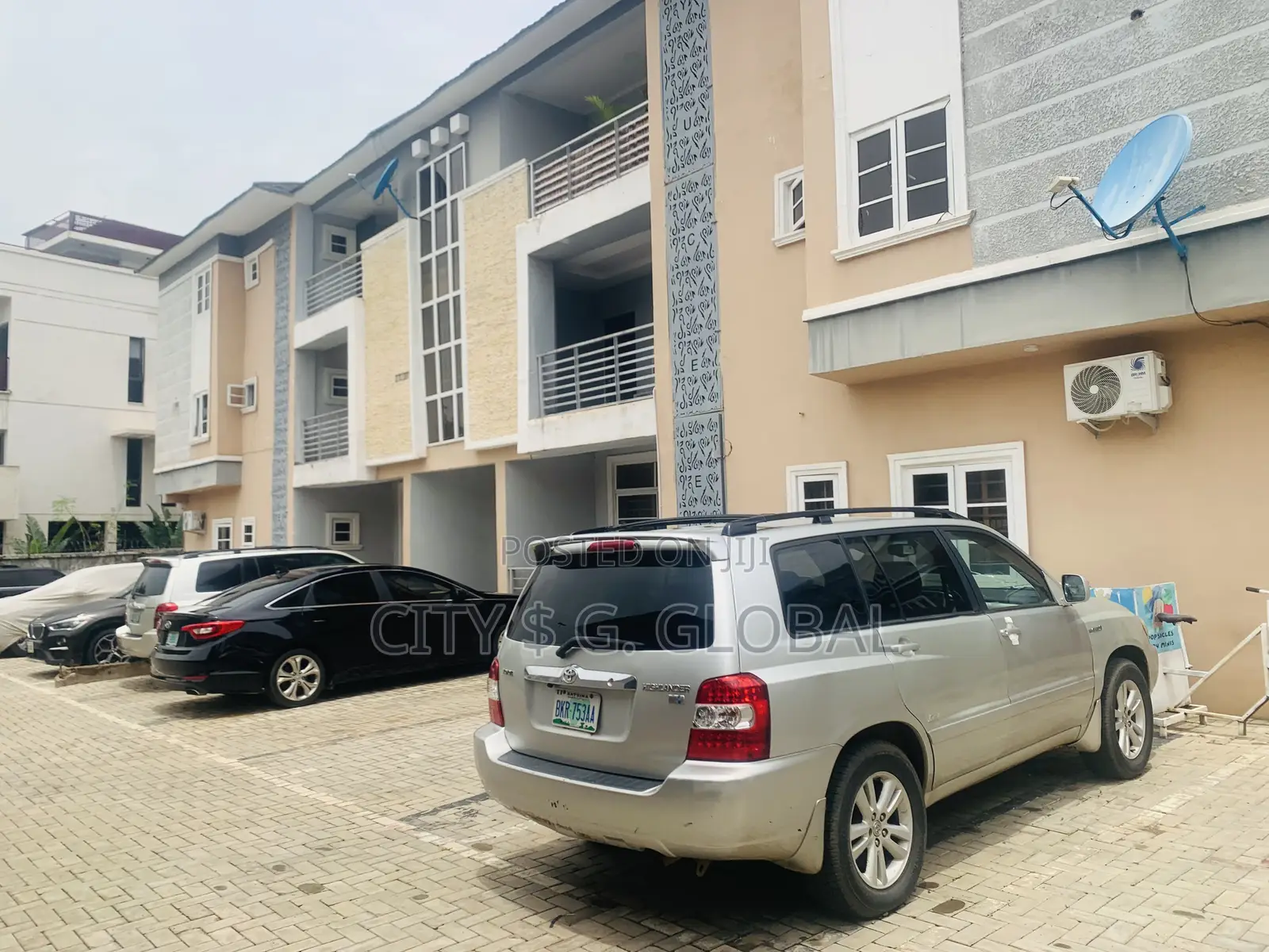 3bedroom Block of Flat in Jahi