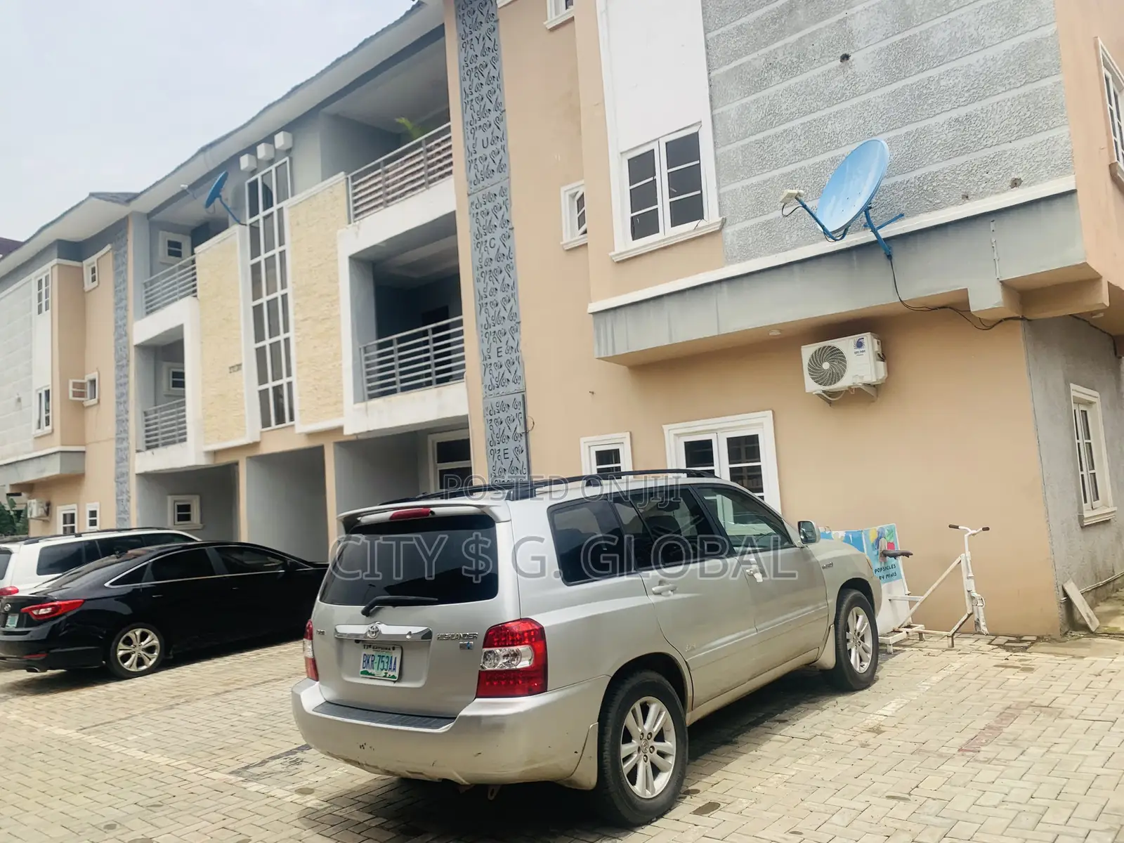 3bedroom Block of Flat in Jahi