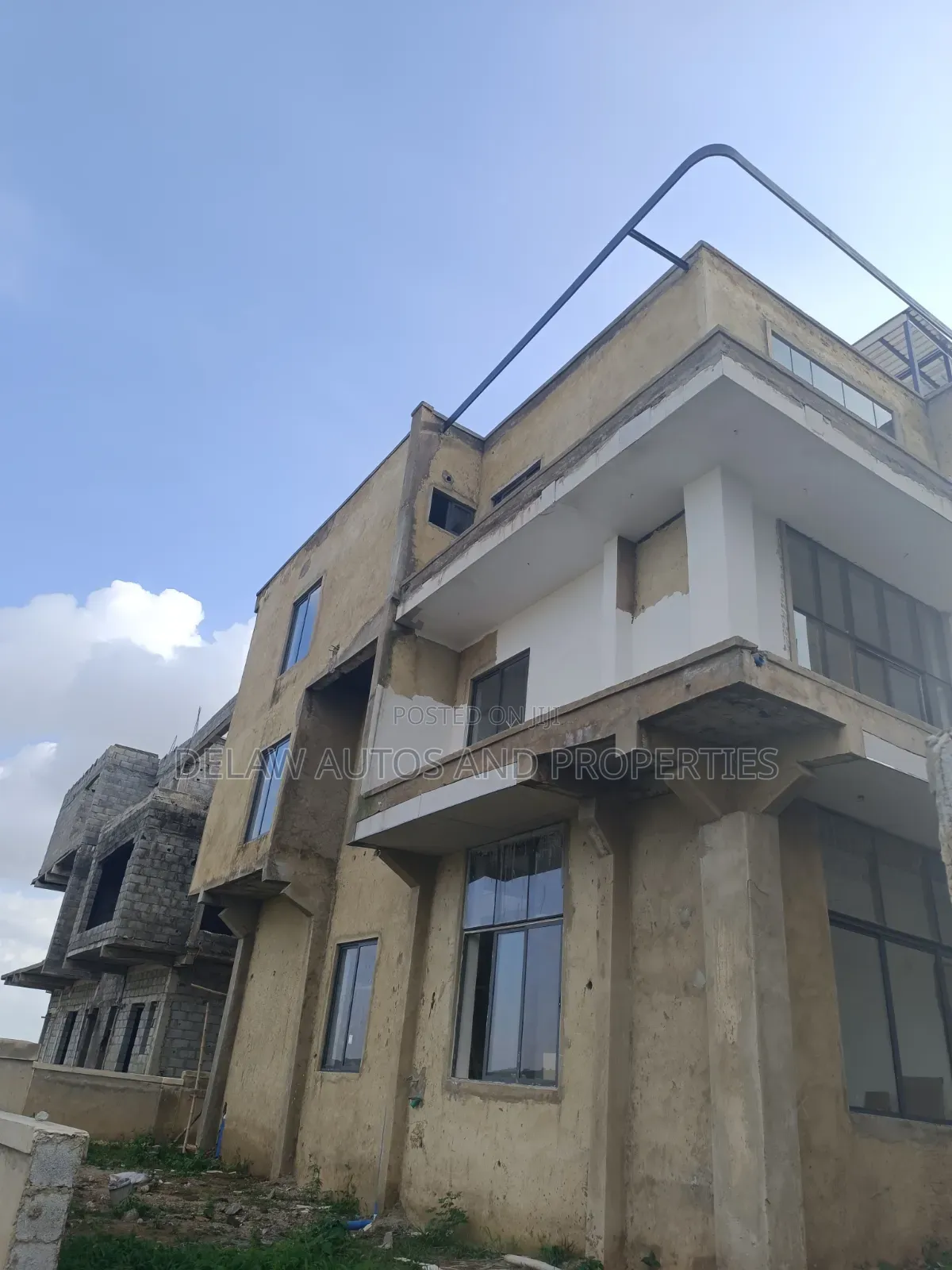 6bdrm Mansion in Guzape for sale in Guzape District