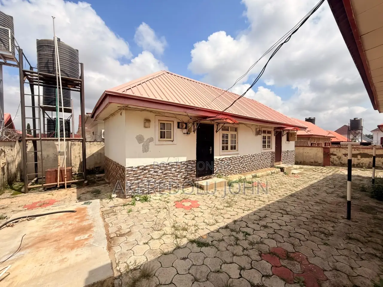 3bdrm Bungalow in Galadimawa for sale in Galadimawa