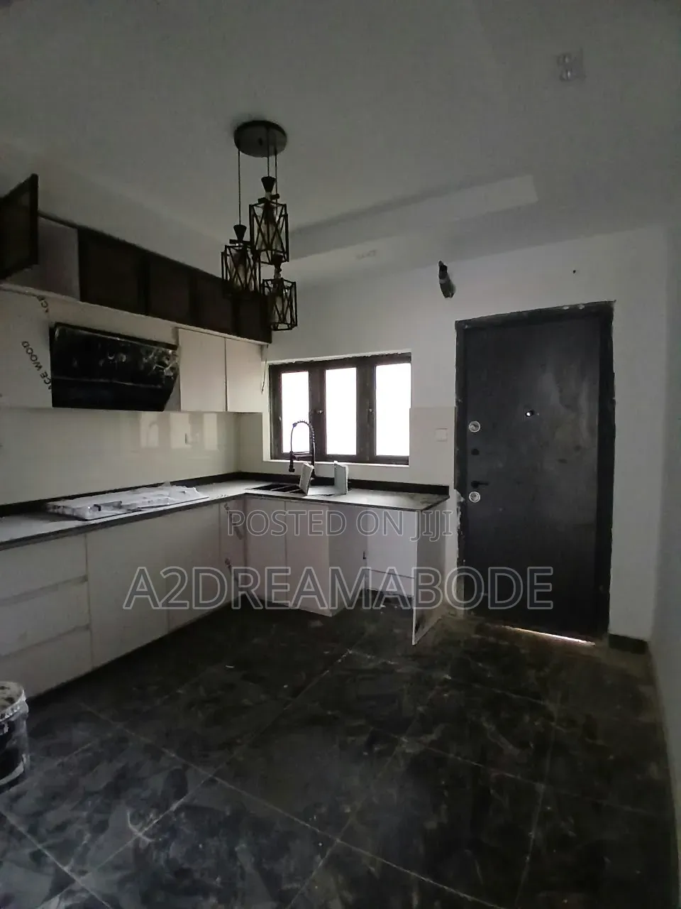 4bdrm Duplex in Ogudu Gra for sale in Ogudu GRA