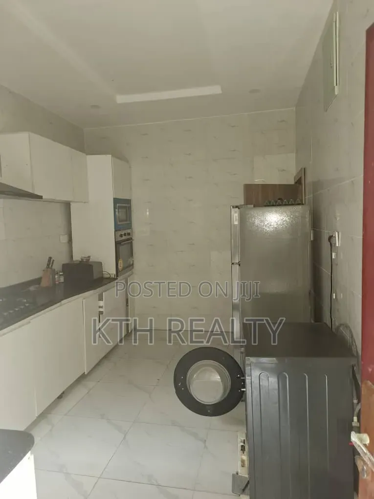 4bdrm Duplex in Atlantic Nominee, Off Lekki-Epe Expressway for sale in Off Lekki-Epe Expressway