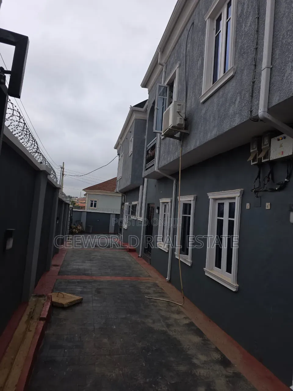 2bdrm Apartment in Oluode Estate, Akala Express for rent in Akala Express