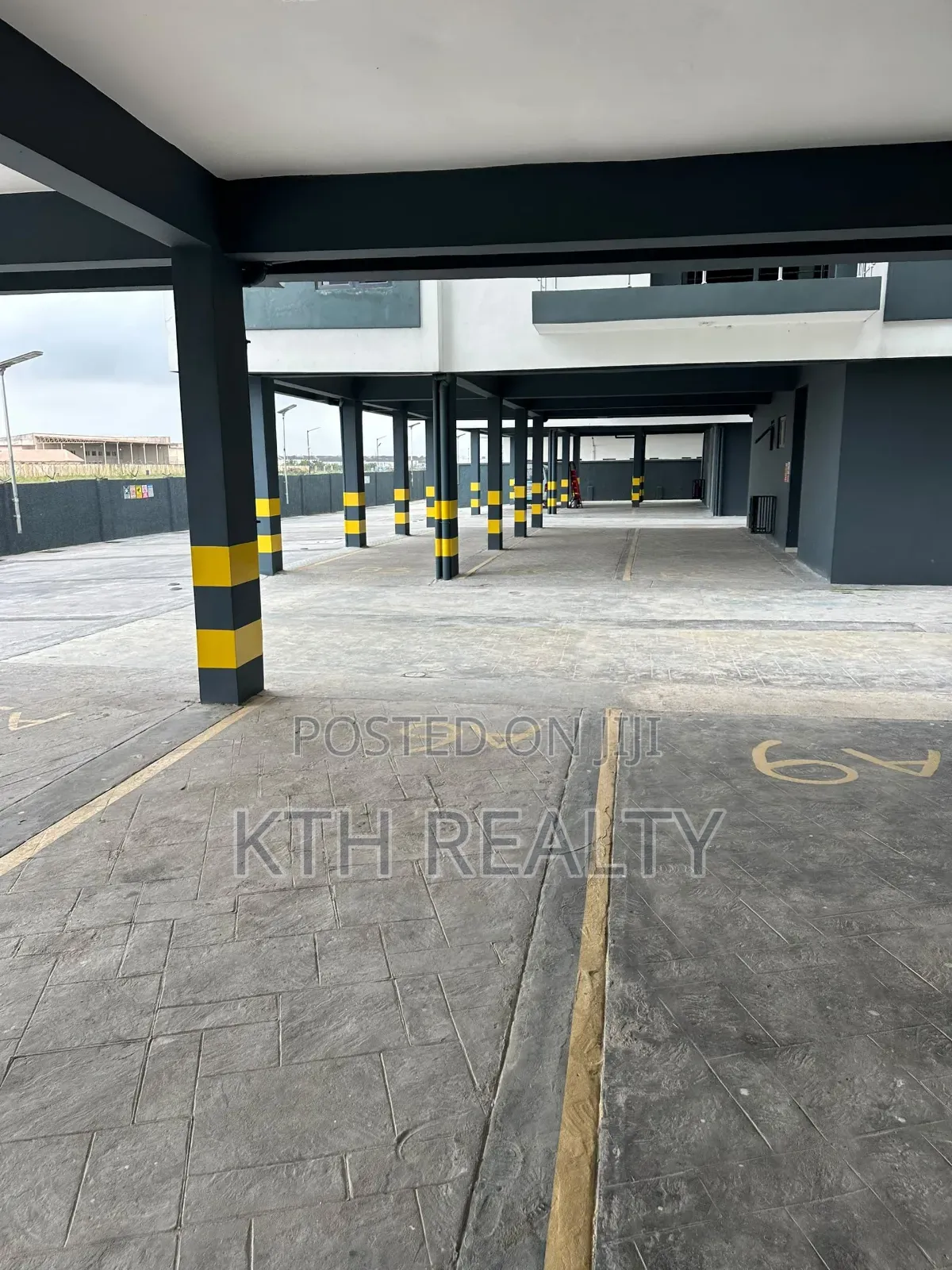 2bdrm Apartment in 2Nd Toll Gate, Lekki Phase 2 for sale in Lekki Phase 2