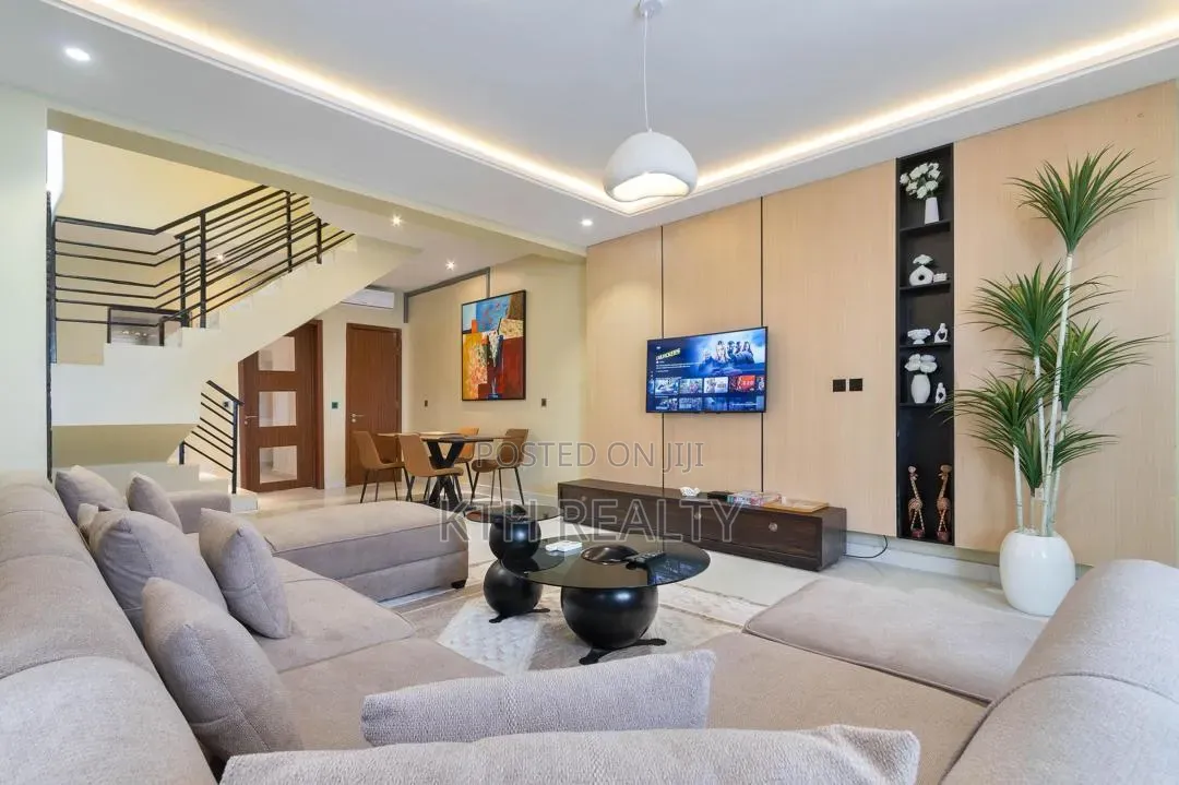 Furnished 2bdrm Maisonette in Richmond Pearl, Lekki Phase 1 for rent in Lekki Phase 1