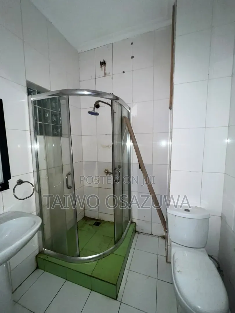 2bdrm Block of Flats in Badora for rent in Ado / Ajah
