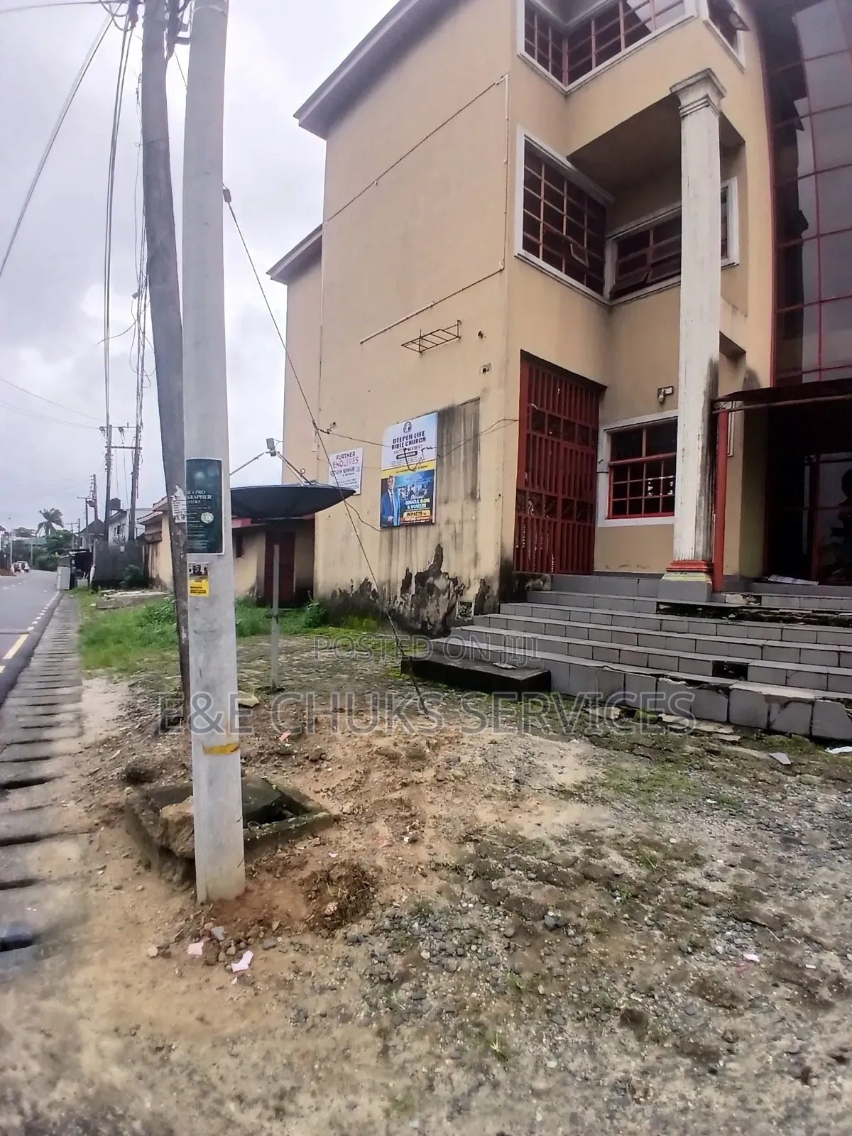 Open Plan Office Complex for Sale in Portharcourt in Obio-Akpor