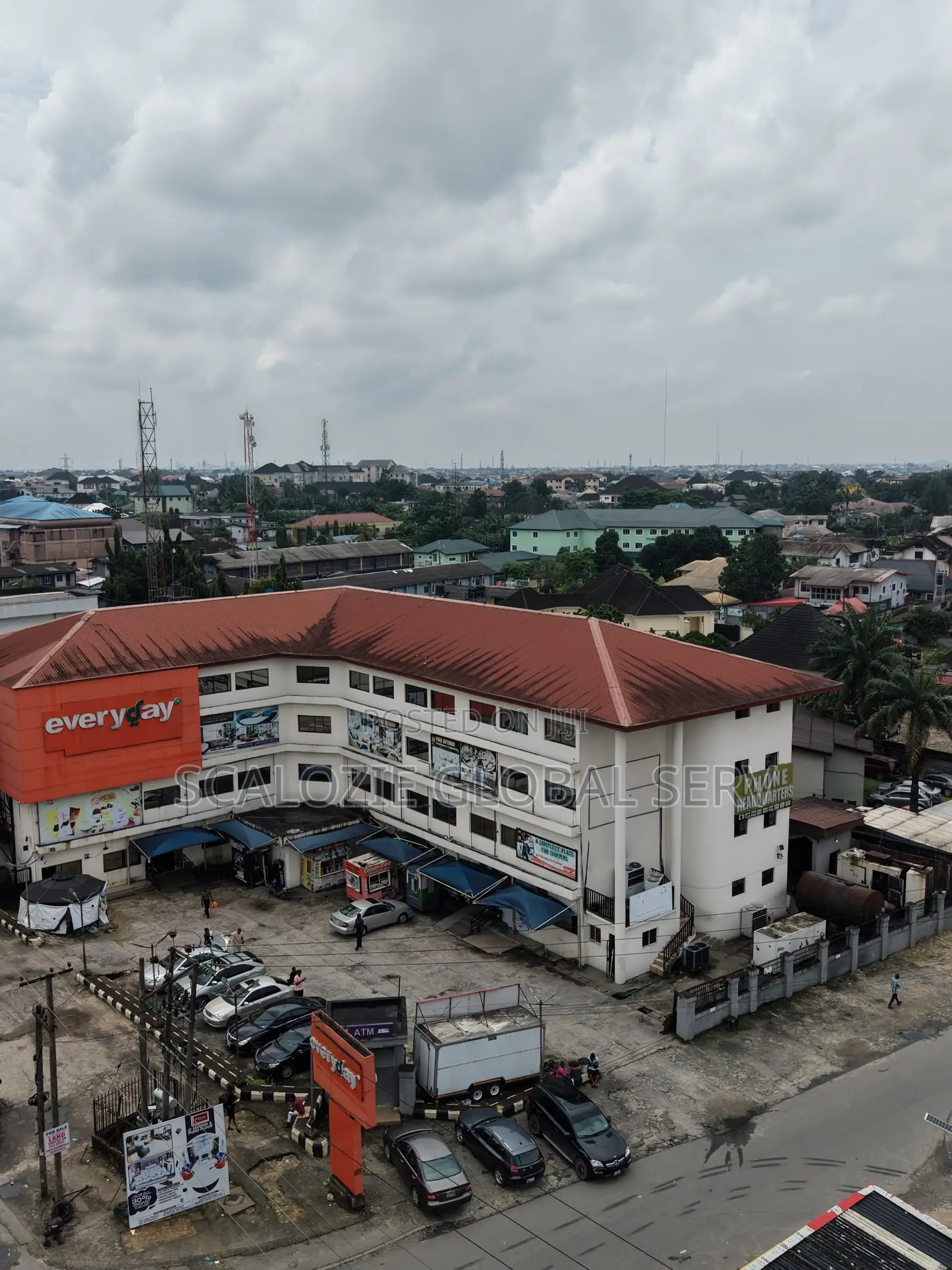 Commercial Plaza Open-Floor Complex on 3 Floor Service Quarters in Port-Harcourt