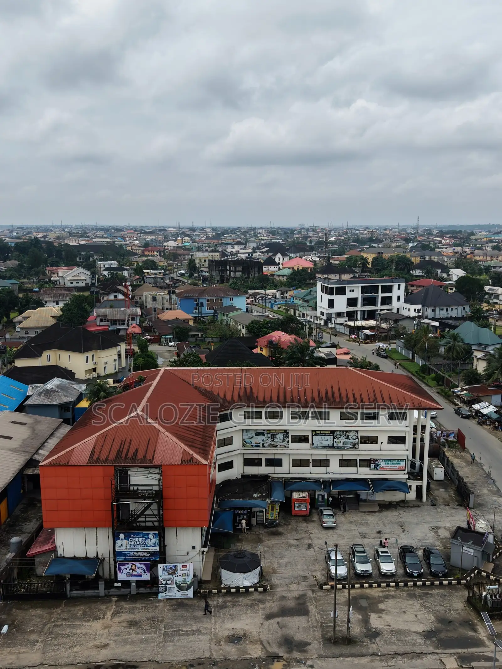 Commercial Plaza Open-Floor Complex on 3 Floor Service Quarters in Port-Harcourt