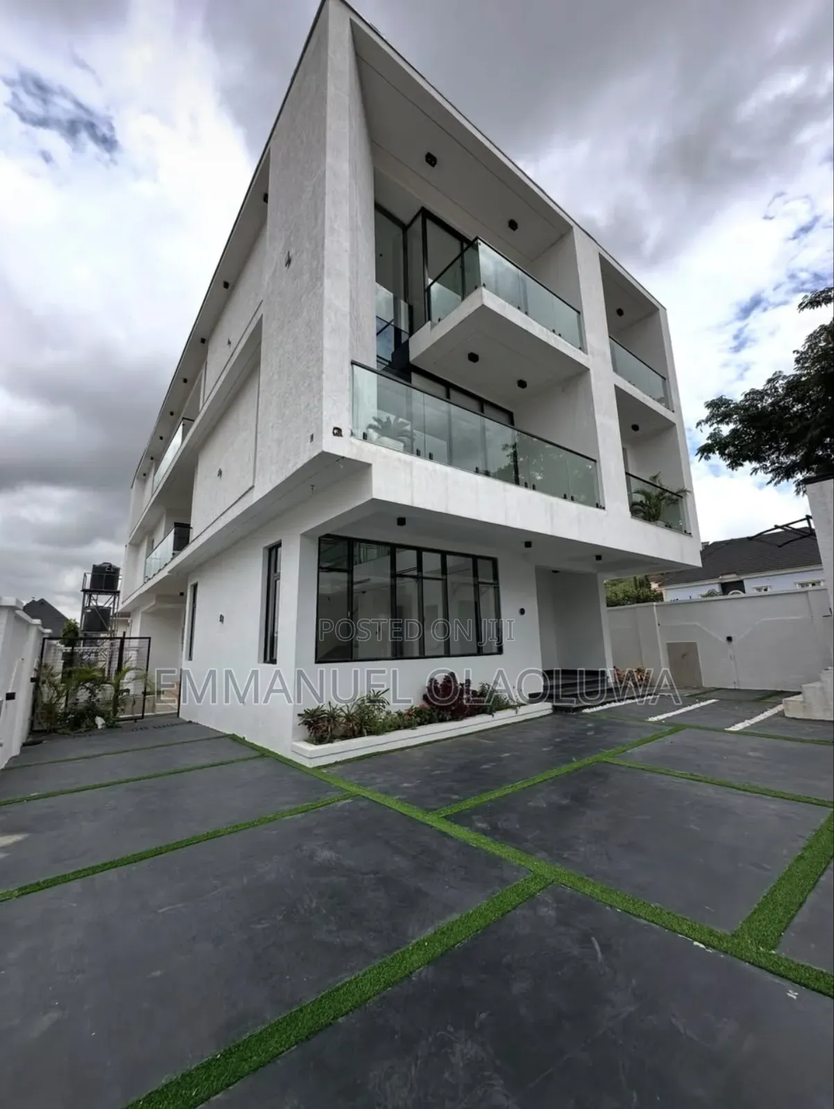 Furnished 5bdrm Duplex in Apo Resettlement for sale in Apo Resettlement