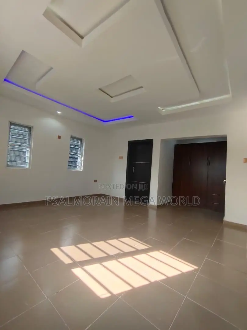 2bdrm Block of Flats in Isokan Estate, Akobo for rent in Akobo
