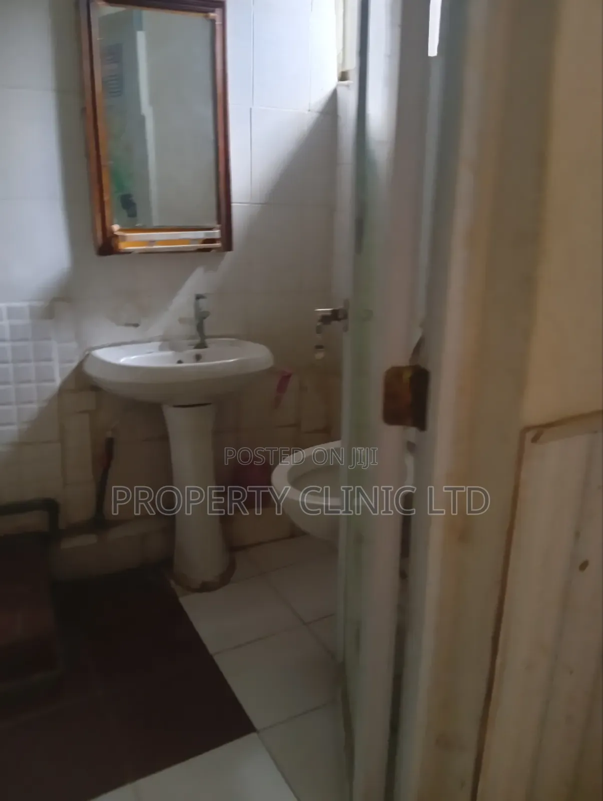 Monthly Rental Room Sef Contained in Soluyi